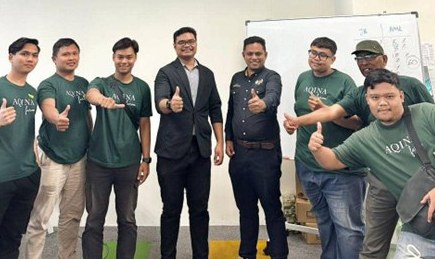 With a retail team after training